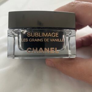 CHANEL Sublimage Exfoliating Grains in Black and Clear Jar